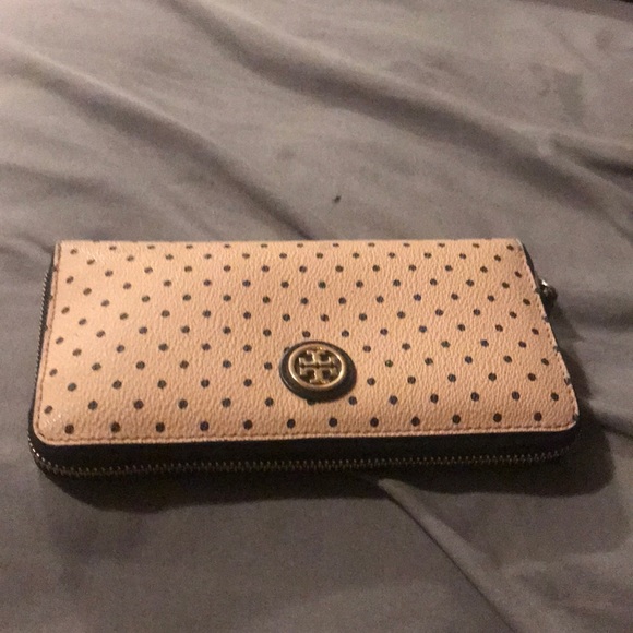 Tory Burch wallet - Picture 1 of 4